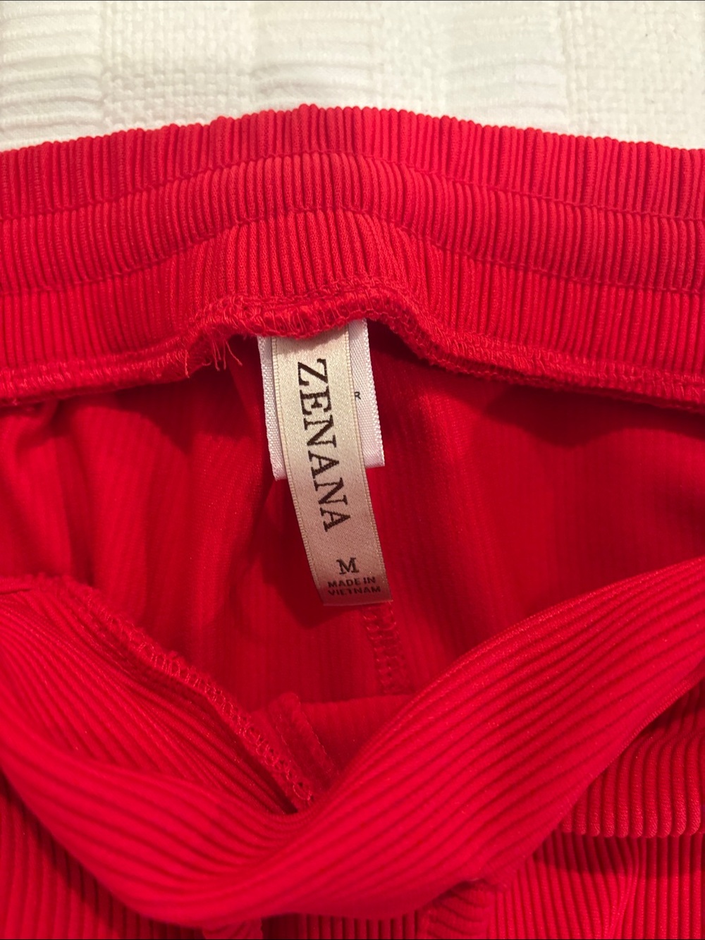 Zenana Women’s Long Sleeve top and shorts set Medium - Picture 9 of 9